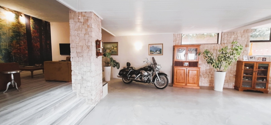 4 Bedroom Property for Sale in Witsand Western Cape